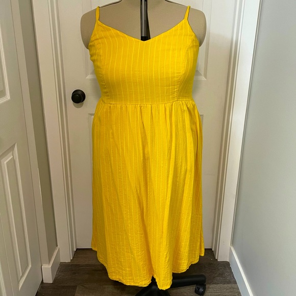 Yellow Striped Midi Dress - Picture 1 of 3